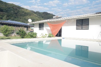 VENTE MAISON SUR PAEA