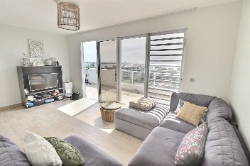 À LOUER PENTHOUSE DE TYPE F4 PAPEETE