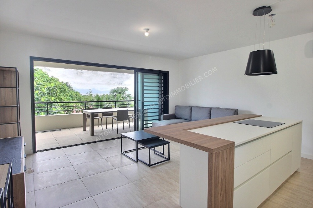À LOUER APPARTEMENT F3 PUNAAUIA